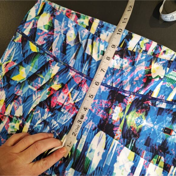 Fabletics Solar Powerhold Midrise Capri Leggings Small - Picture 5 of 11